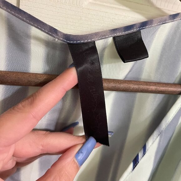 Petticoat Alley Womens Blue Tie Dye Elastic Waist Vneck Surplus Dress Large - Picture 2 of 4